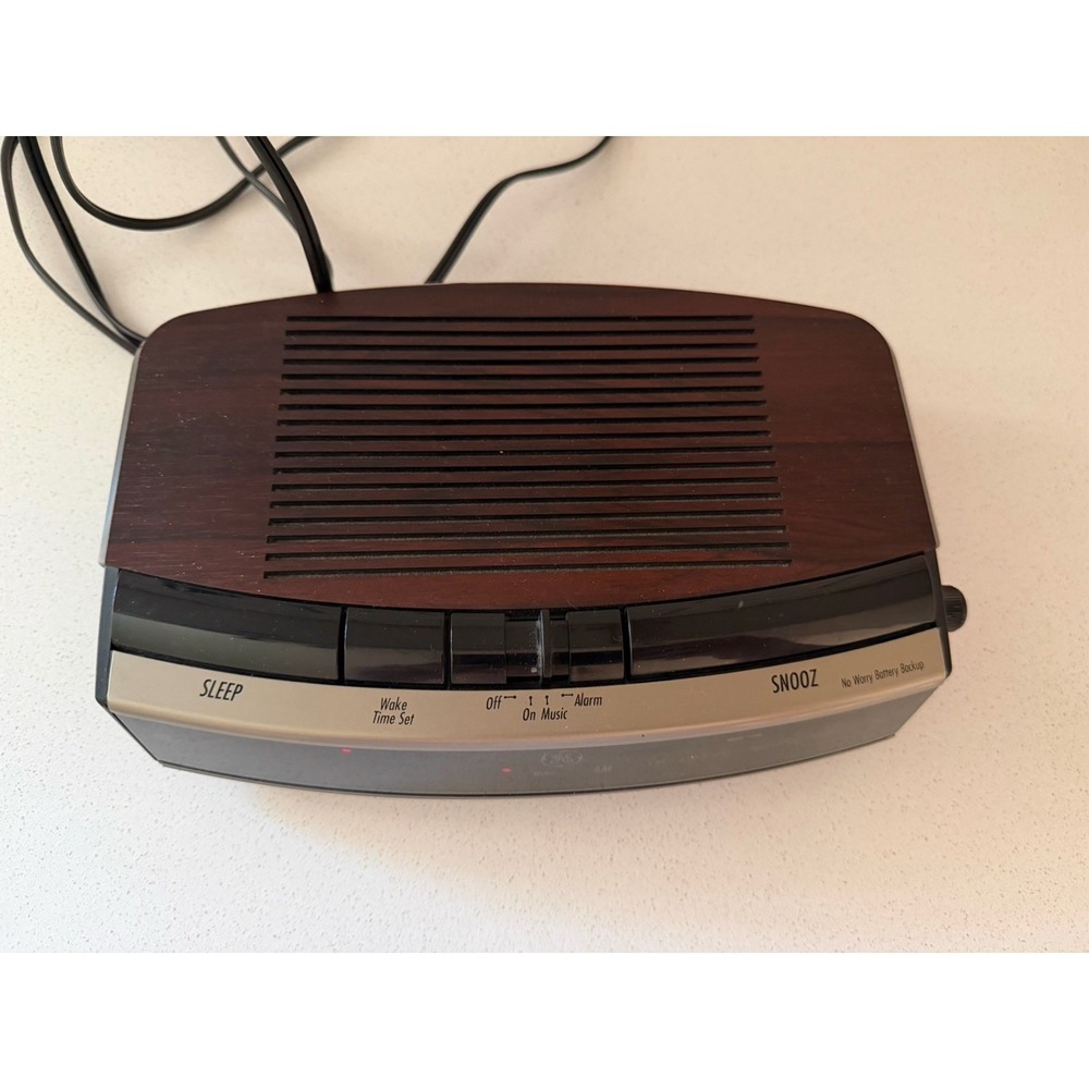 Vintage GE 7-4619A Digital Alarm Clock Radio Wood Grain General Electric Tested